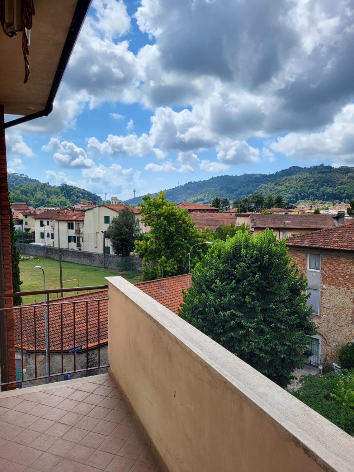 Appartamento Ampio E Luminoso Camaiore Exterior foto