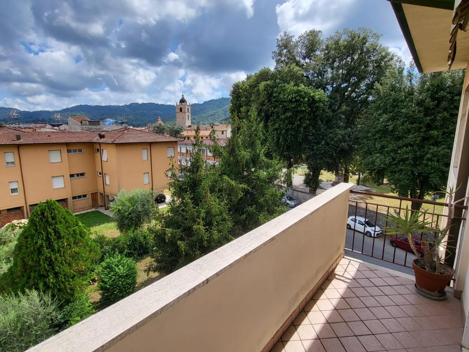 Appartamento Ampio E Luminoso Camaiore Exterior foto